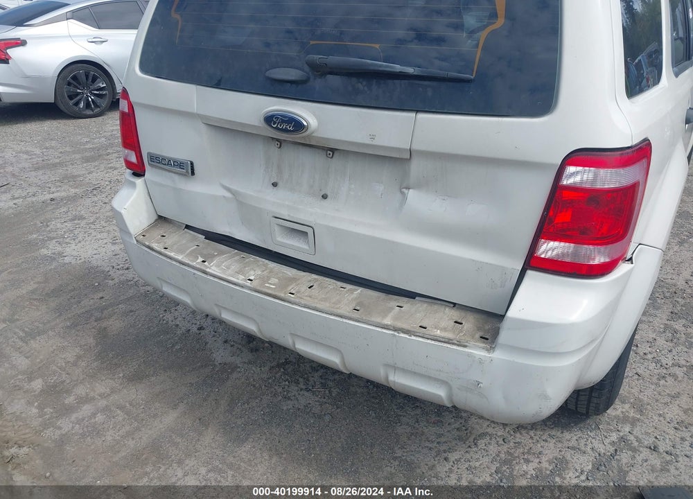 2011 FORD ESCAPE XLS VIN: 1FMCU9C74BKA93946