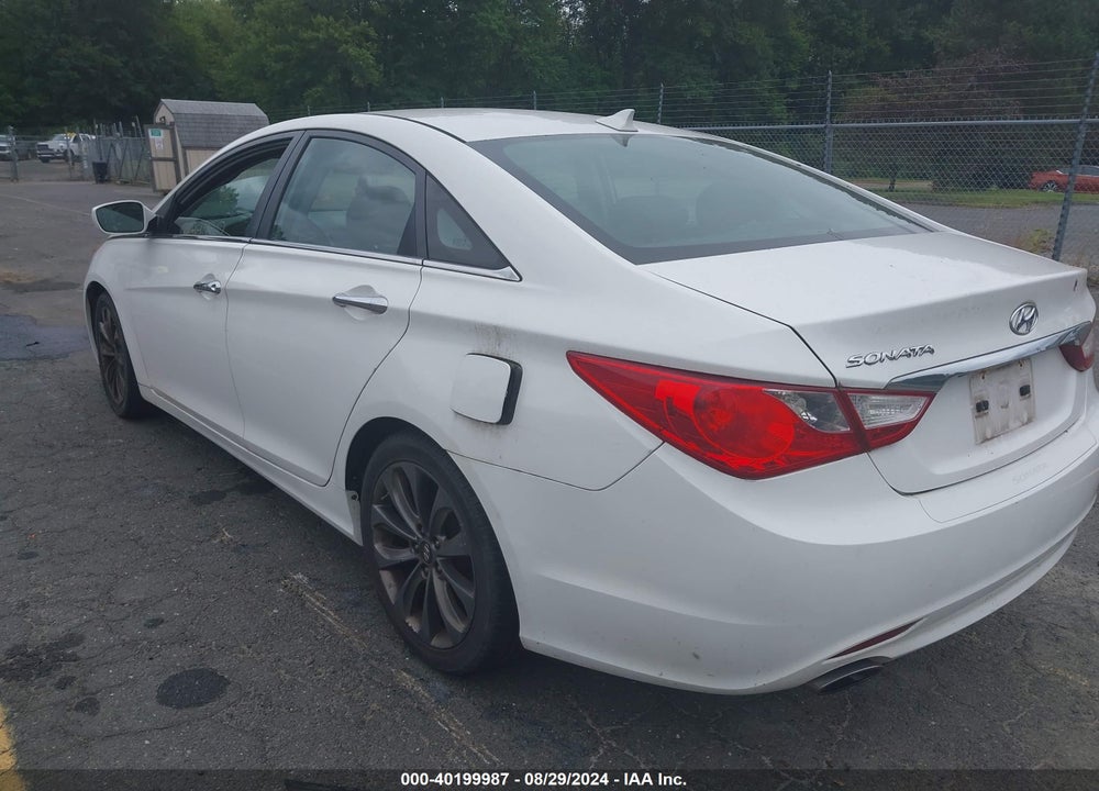 2013 HYUNDAI SONATA VIN: 5NPEC4ACXDH631005