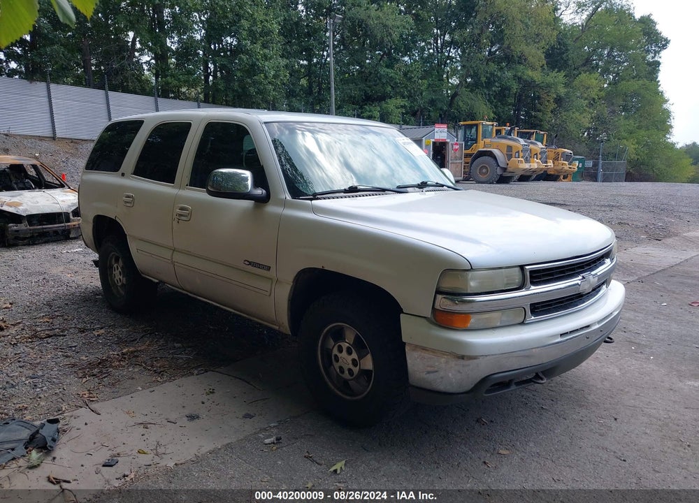 2000 CHEVROLET TAHOE ALL NEW LS VIN: 1GNEK13T4YJ143266