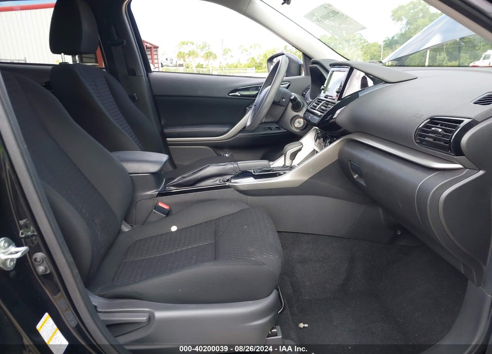 2022 MITSUBISHI ECLIPSE CROSS ES VIN: JA4ASUAA4NZ051852