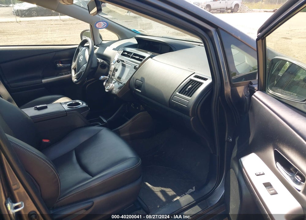2017 TOYOTA PRIUS V FOUR VIN: JTDZN3EU7HJ074284