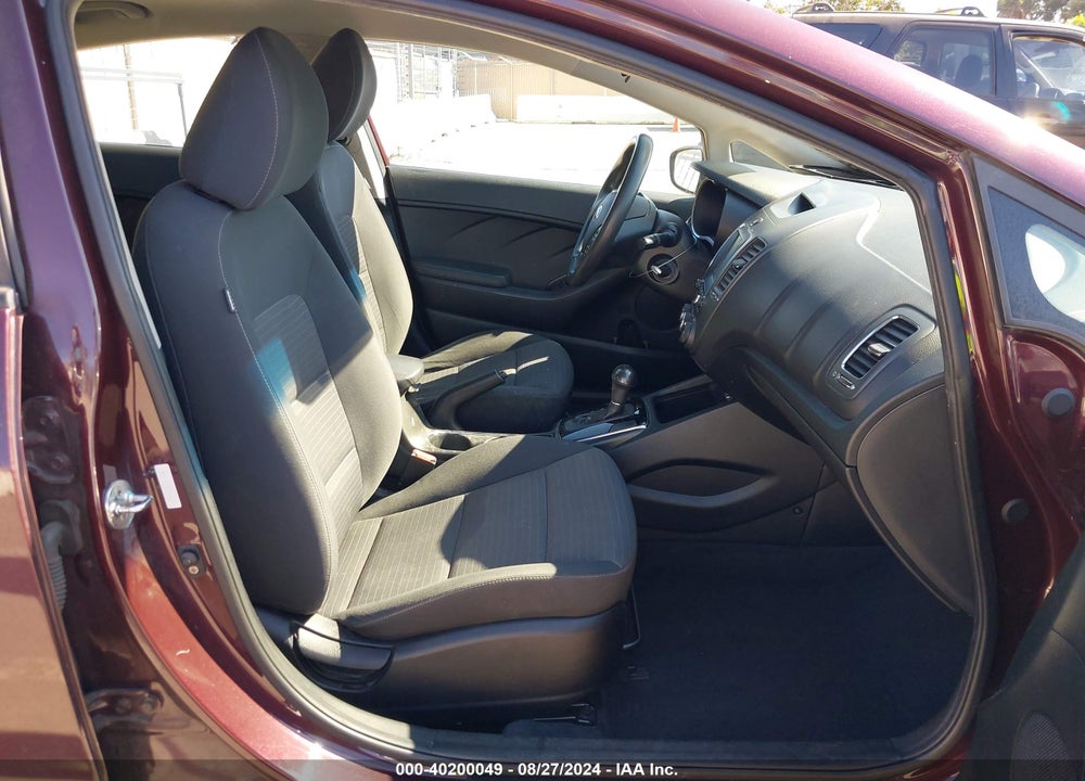 2018 KIA FORTE LX VIN: 3KPFL4A79JE244405