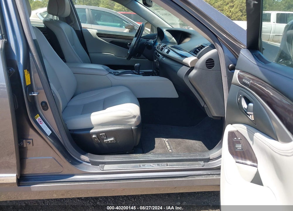 2013 LEXUS LS 460 VIN: JTHBL5EF9D5124804