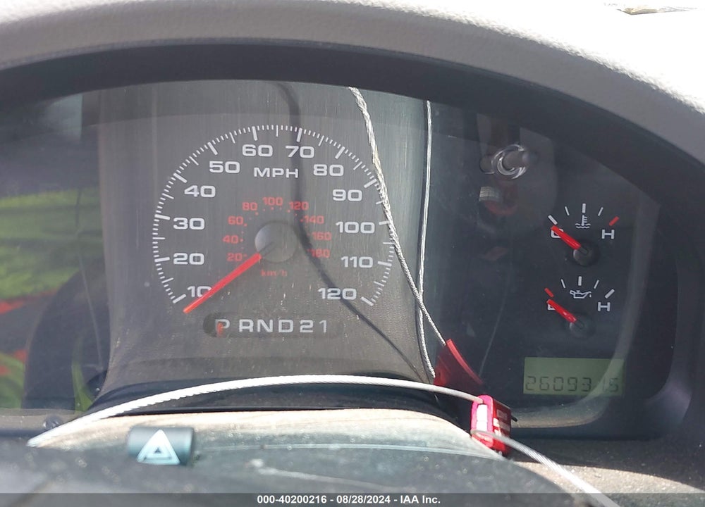 2007 FORD F-150 STX/XL/XLT VIN: 1FTRF12W27KC40680