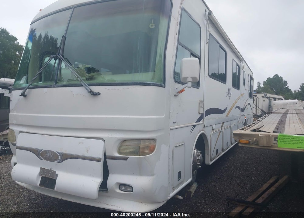 2004 FREIGHTLINER CHASSIS X LINE MOTOR HOME VIN: 4UZAAHDC44CN25518