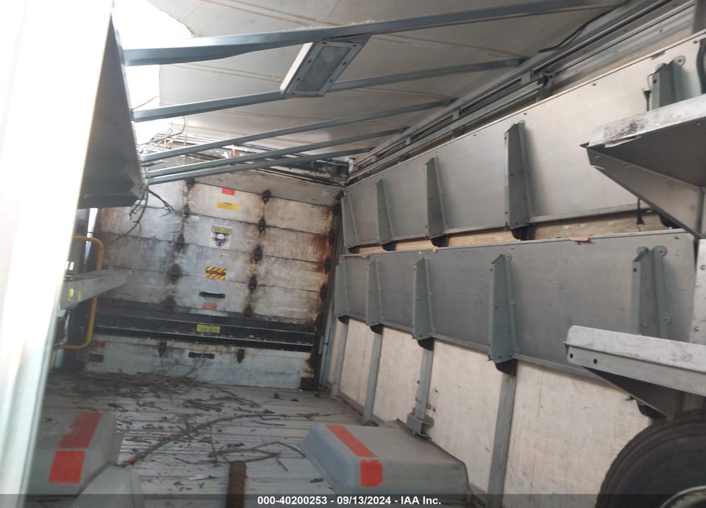 2013 ISUZU COMMERCIAL VAN VIN: JALB4T178D7W01775