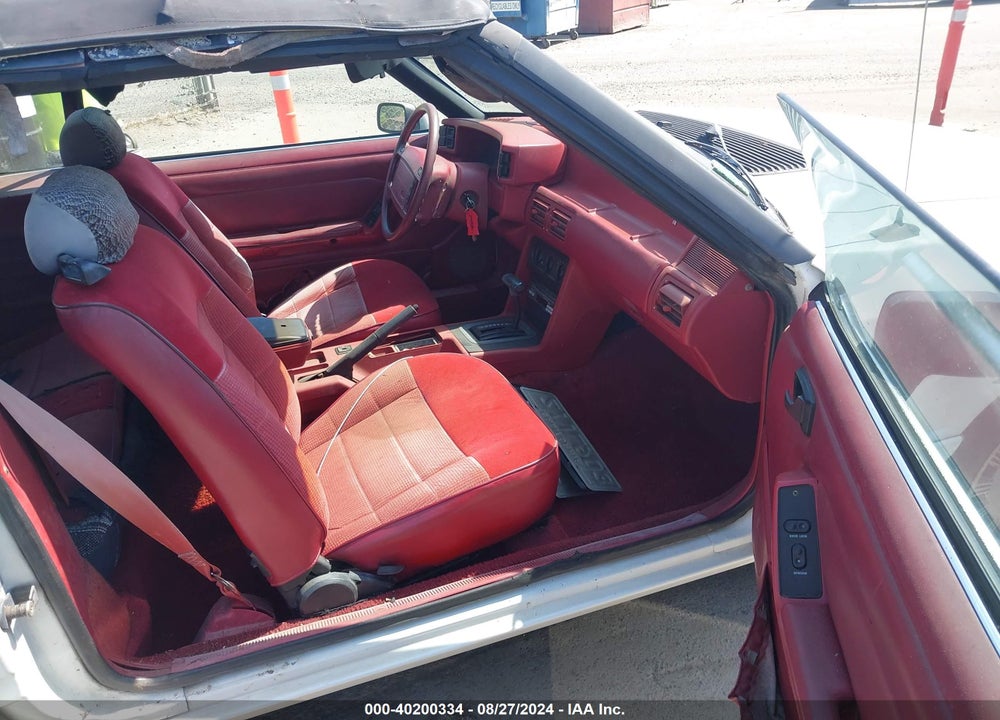 1992 FORD MUSTANG LX VIN: 1FACP44M1NF123412