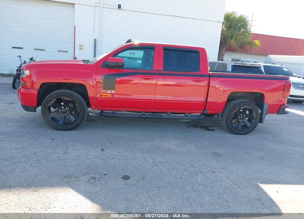 2017 CHEVROLET SILVERADO 1500 1LT/2LT VIN: 3GCUKREC5HG256158