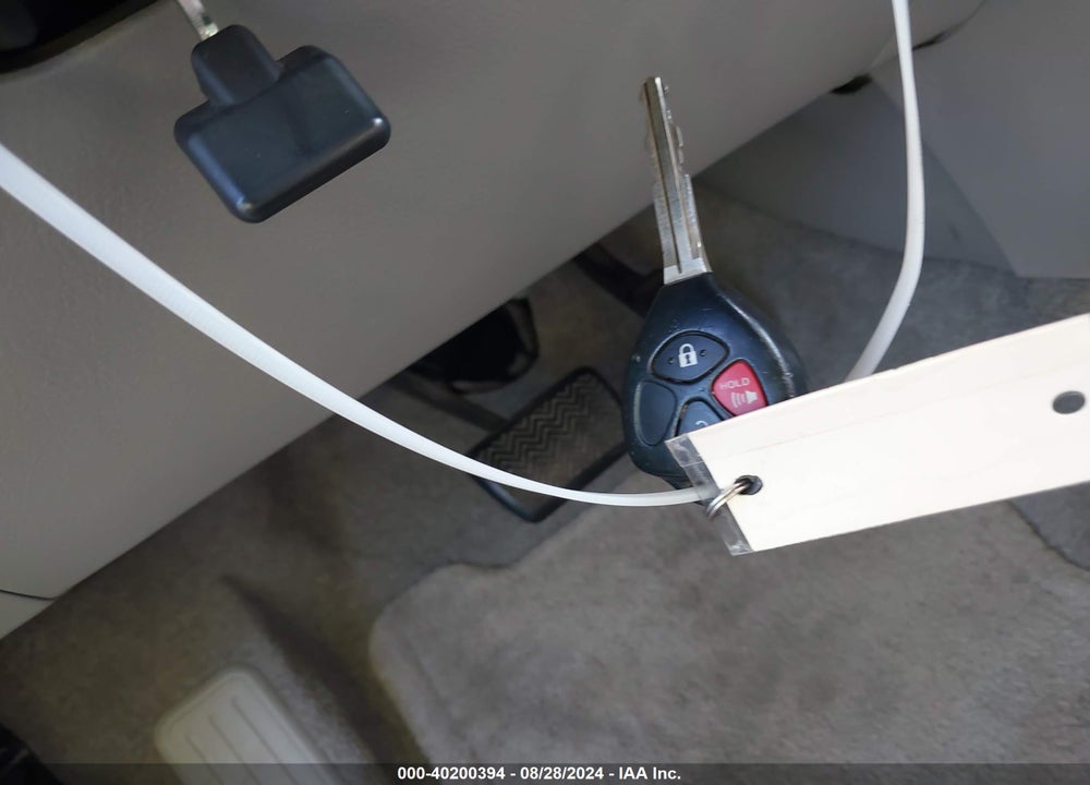2009 TOYOTA RAV4 VIN: JTMBF35VX95015747