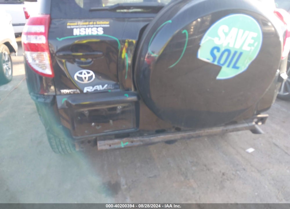 2009 TOYOTA RAV4 VIN: JTMBF35VX95015747
