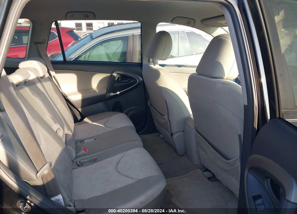 2009 TOYOTA RAV4 VIN: JTMBF35VX95015747