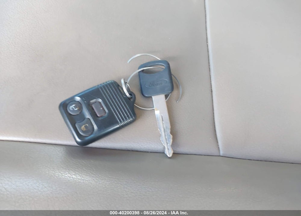2007 FORD F-250 LARIAT/XL/XLT VIN: 1FTSW21P27EA77724