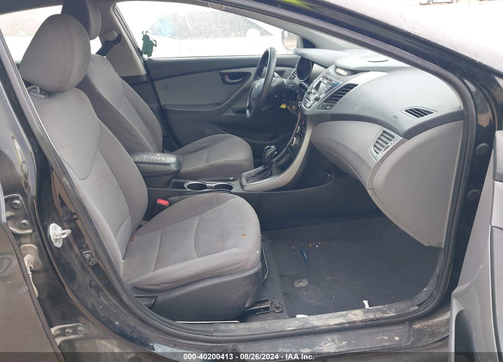 2014 HYUNDAI ELANTRA SE VIN: 5NPDH4AE0EH536825