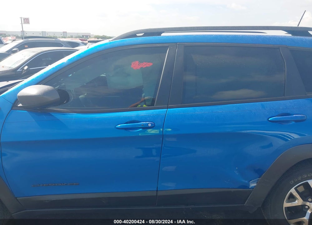 2017 JEEP CHEROKEE TRAILHAWK 4X4 VIN: 1C4PJMBB0HW634385