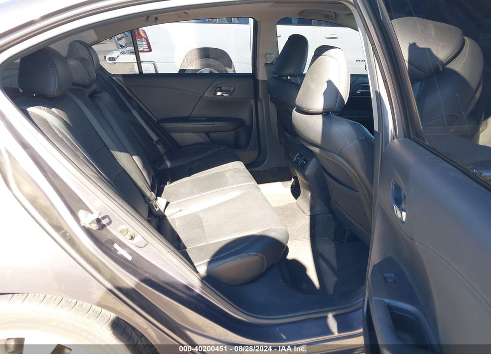 2014 HONDA ACCORD VIN: 1HGCR3F89EA007291