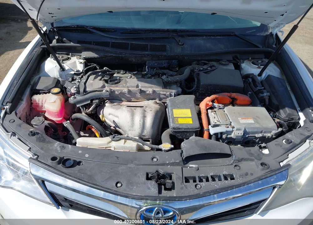 2014 TOYOTA CAMRY HYBRID LE/SE LIMITED EDITION/XLE VIN: 4T1BD1FK2EU135147