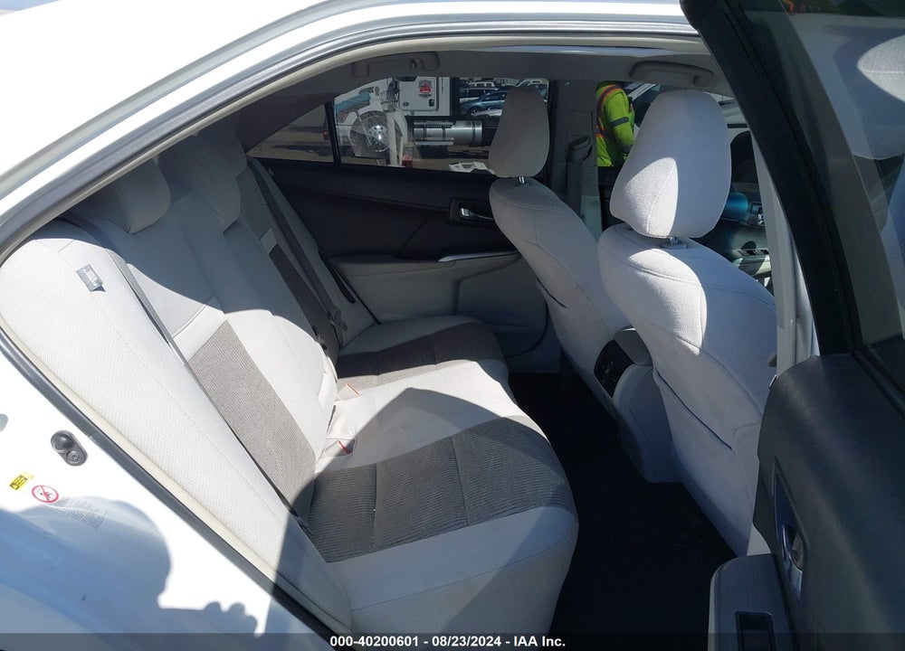 2014 TOYOTA CAMRY HYBRID LE/SE LIMITED EDITION/XLE VIN: 4T1BD1FK2EU135147