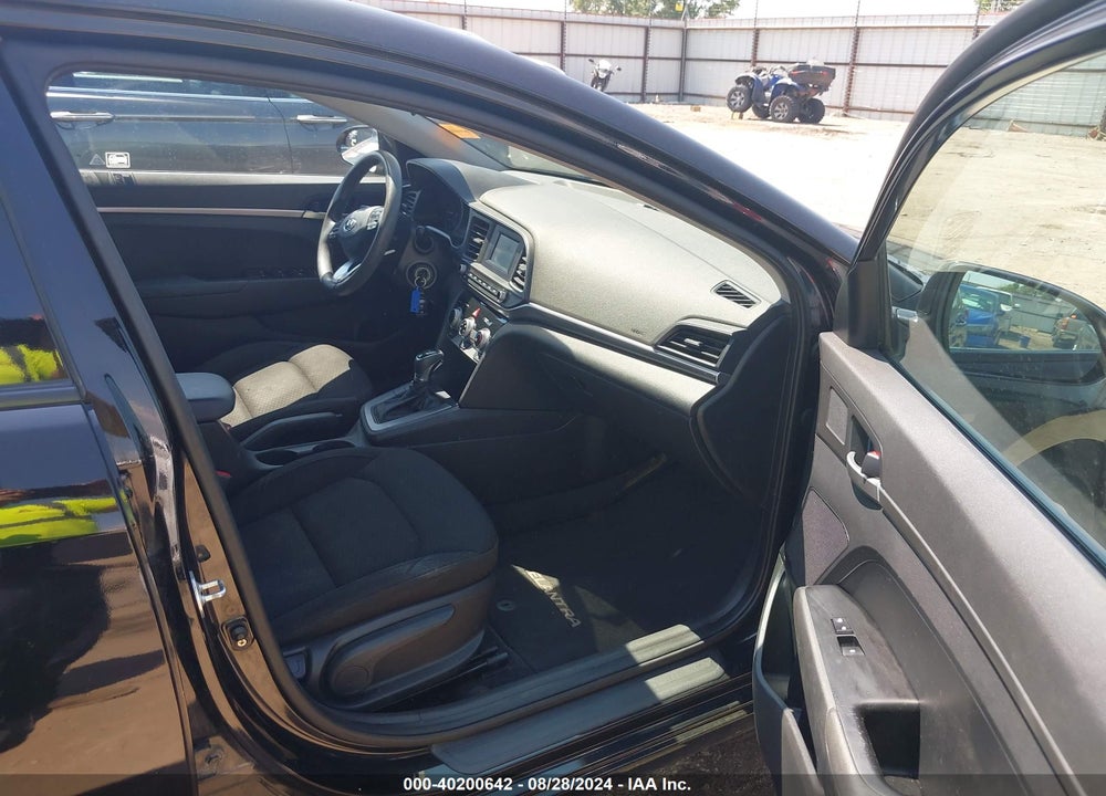 2019 HYUNDAI ELANTRA SE VIN: KMHD74LF8KU790532