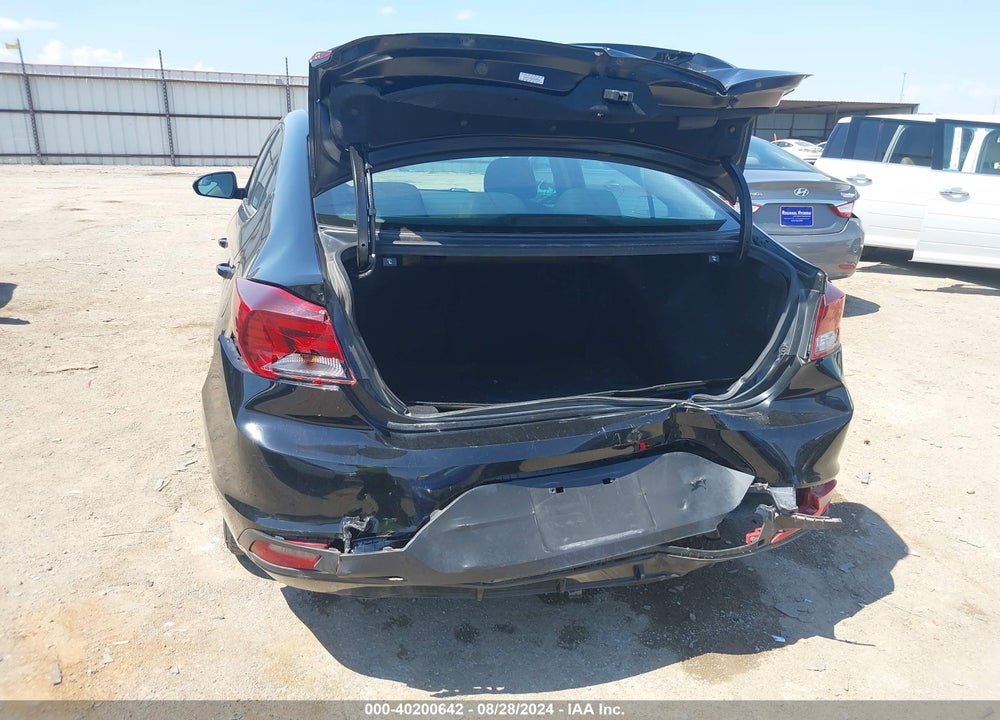 2019 HYUNDAI ELANTRA SE VIN: KMHD74LF8KU790532