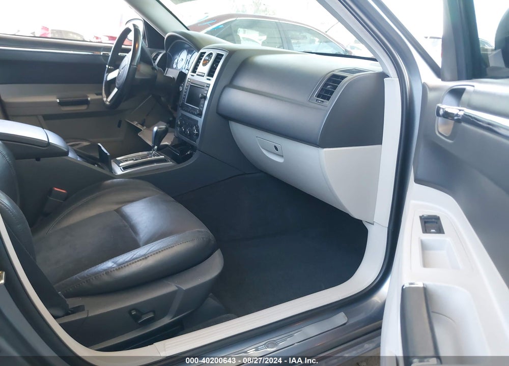2006 CHRYSLER 300C SRT8 VIN: 2C3LA73W76H448795