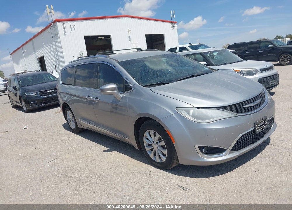2018 CHRYSLER PACIFICA TOURING L PLUS VIN: 2C4RC1EG0JR149784