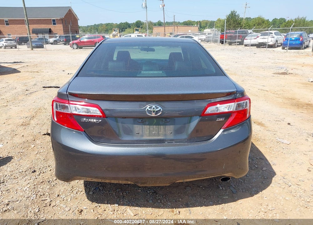 2014 TOYOTA CAMRY SE VIN: 4T1BF1FK5EU828269