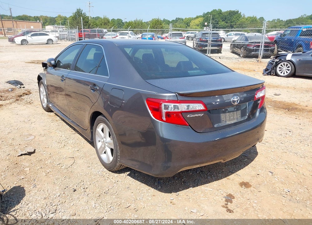 2014 TOYOTA CAMRY SE VIN: 4T1BF1FK5EU828269