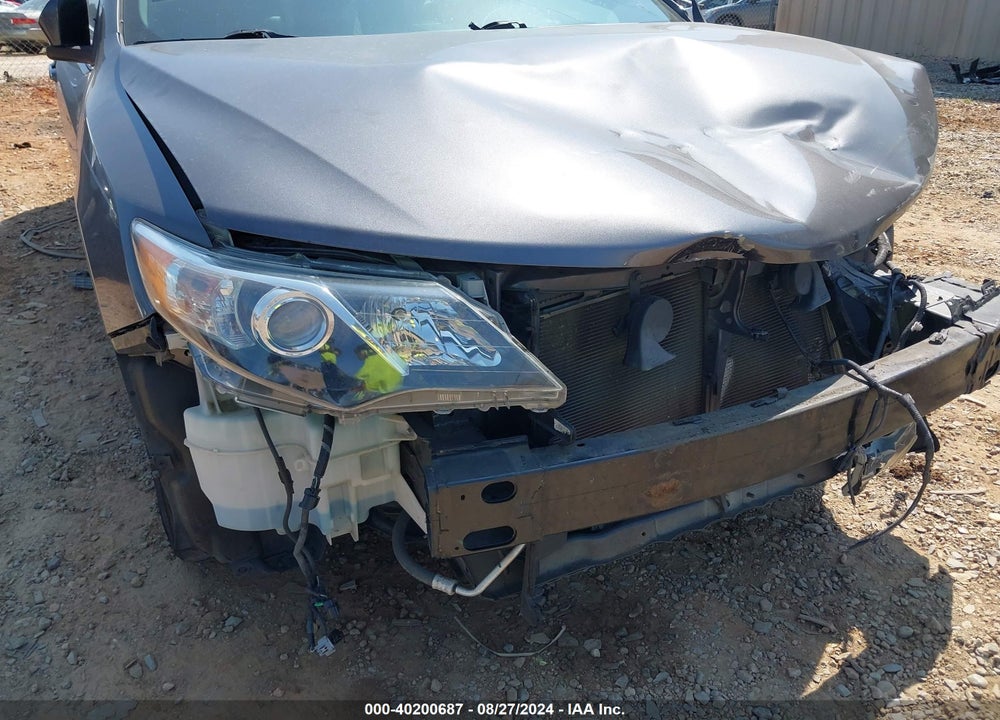 2014 TOYOTA CAMRY SE VIN: 4T1BF1FK5EU828269