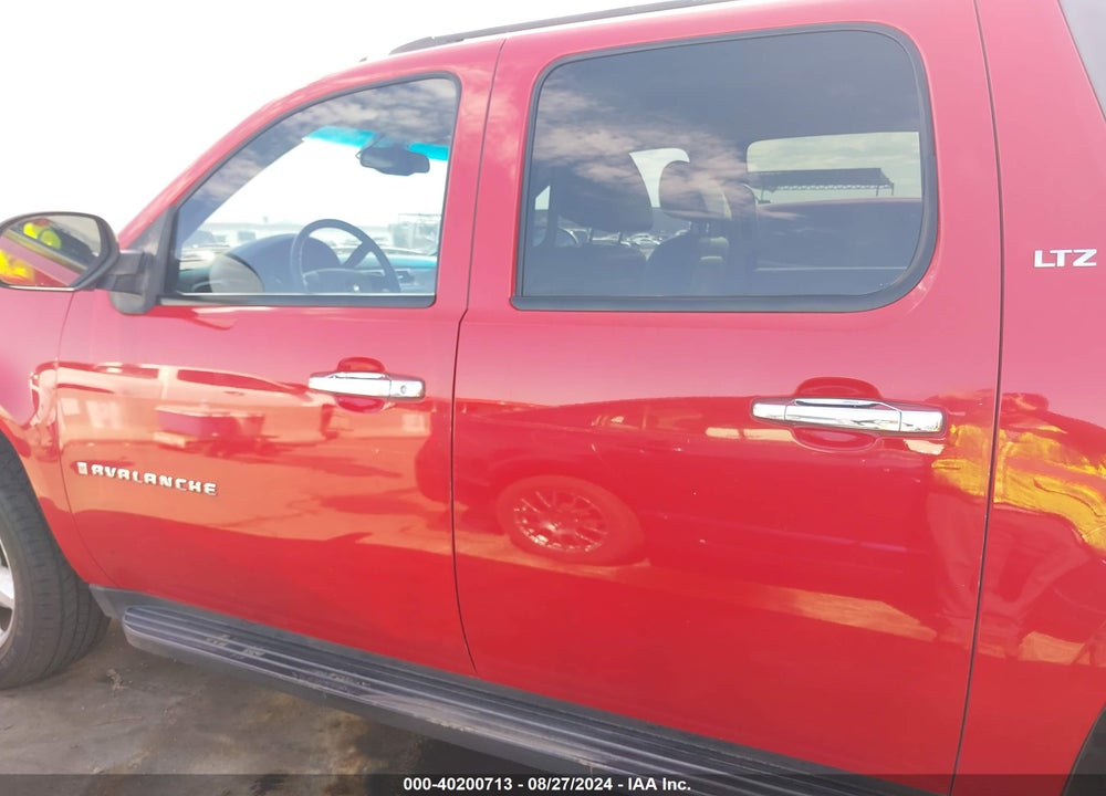 2008 CHEVROLET AVALANCHE 1500 LTZ VIN: 3GNEC12Y08G110261