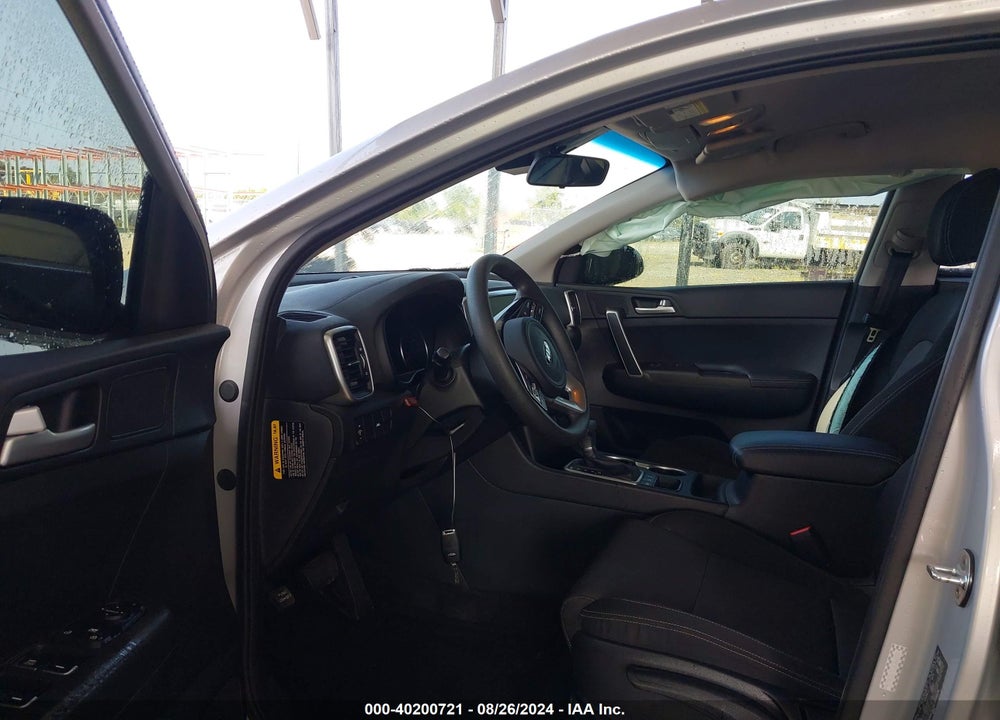 2020 KIA SPORTAGE LX VIN: KNDPMCAC1L7834626