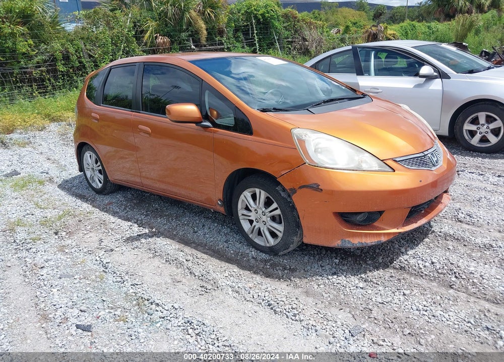 2009 HONDA FIT SPORT VIN: JHMGE88649S044185