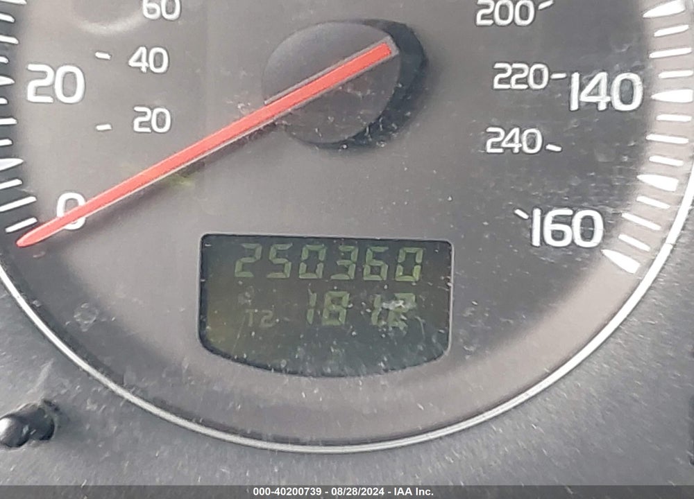 2004 VOLVO XC70 2.5T VIN: YV1SZ59H141170866