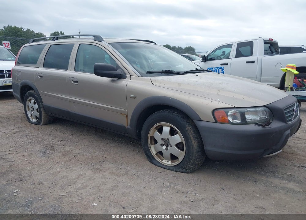 2004 VOLVO XC70 2.5T VIN: YV1SZ59H141170866