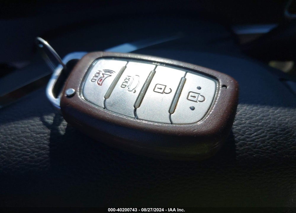 2015 HYUNDAI SONATA LIMITED VIN: 5NPE34AF6FH106195