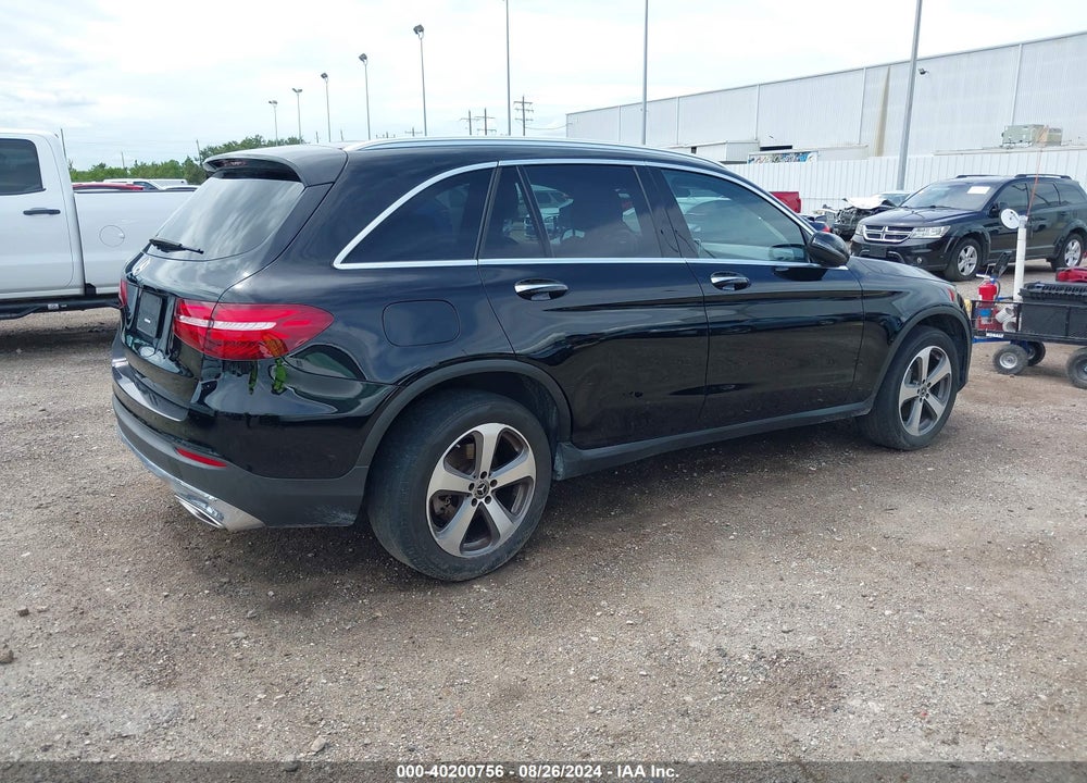 2018 MERCEDES-BENZ GLC 300 VIN: WDC0G4JB2JV027055