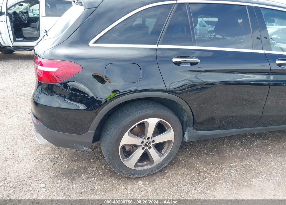 2018 MERCEDES-BENZ GLC 300 VIN: WDC0G4JB2JV027055