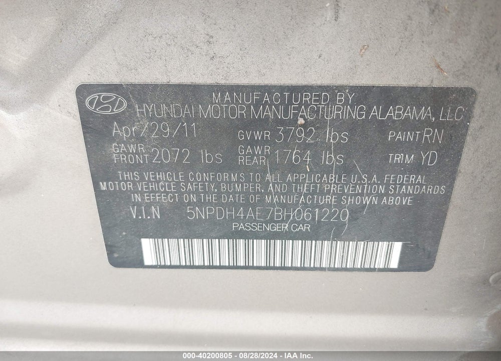 2011 HYUNDAI ELANTRA GLS VIN: 5NPDH4AE7BH061220