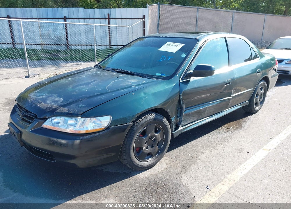 2001 HONDA ACCORD 3.0 EX VIN: 1HGCG165X1A040567
