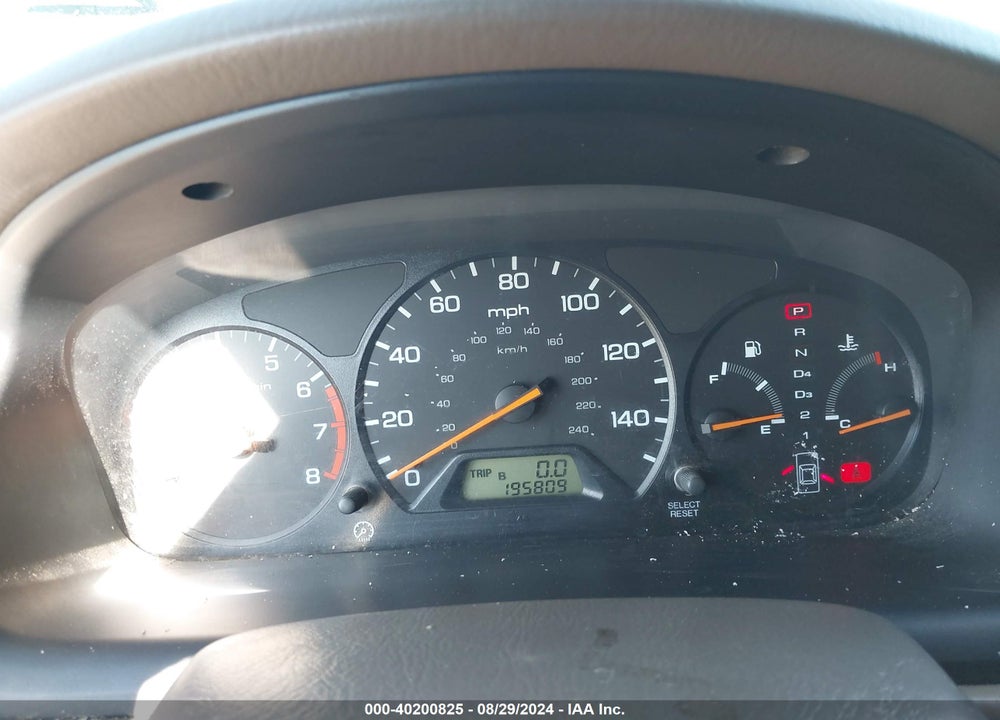 2001 HONDA ACCORD 3.0 EX VIN: 1HGCG165X1A040567