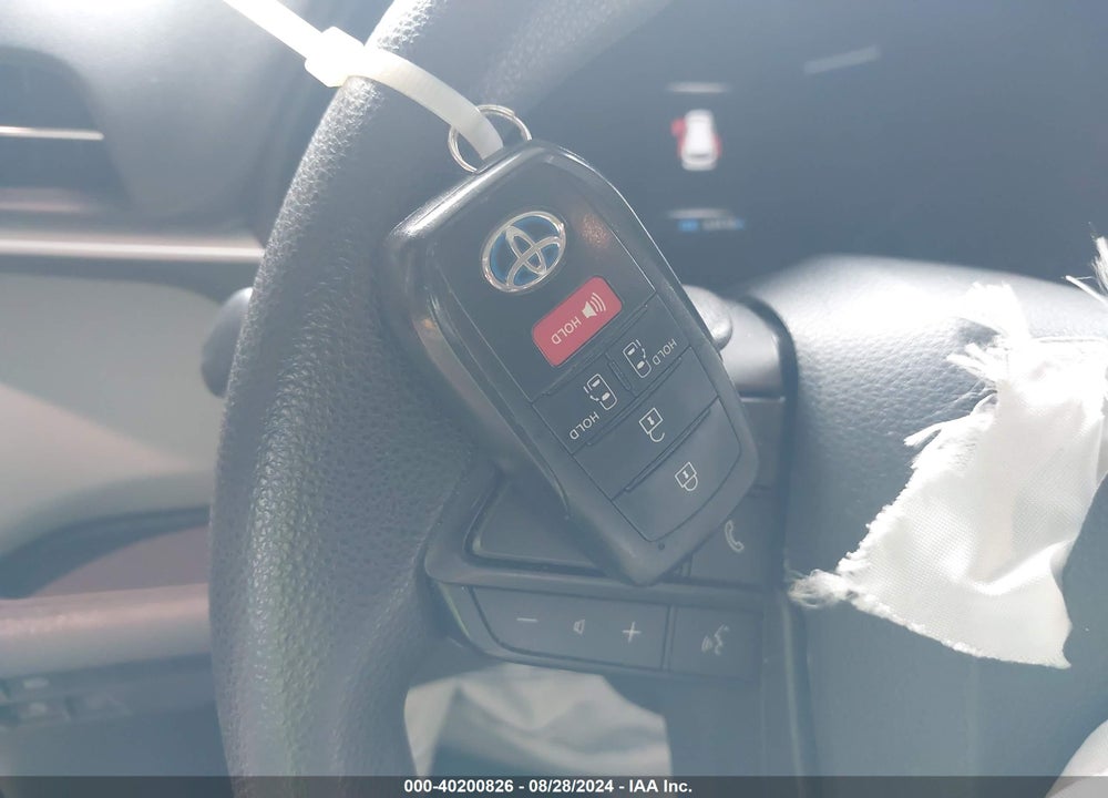 2022 TOYOTA SIENNA LE VIN: 5TDKRKEC0NS075492