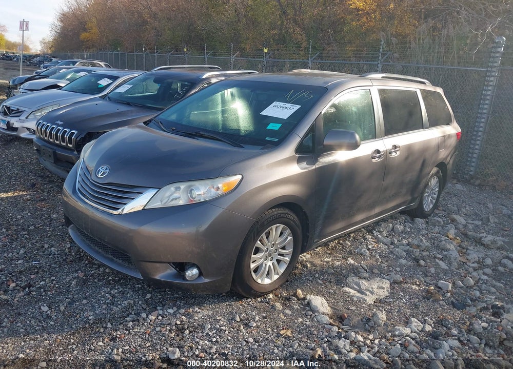 2016 TOYOTA SIENNA XLE 8 PASSENGER VIN: 5TDYK3DC7GS715318