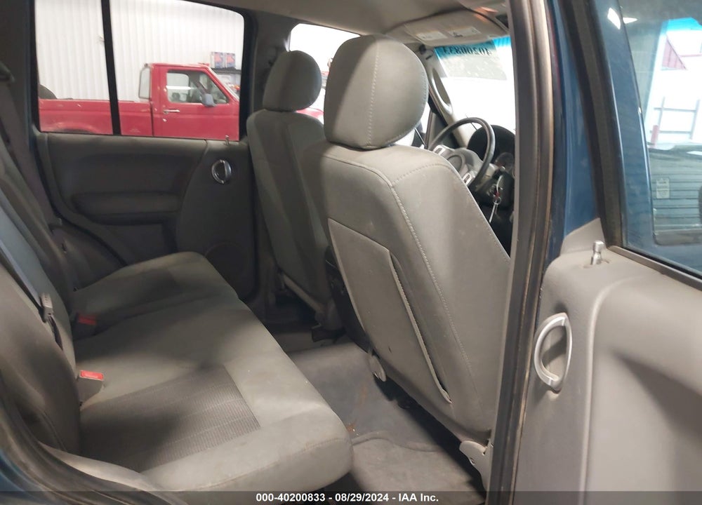 2005 JEEP LIBERTY LIMITED EDITION VIN: 1J8GL58K65W681593