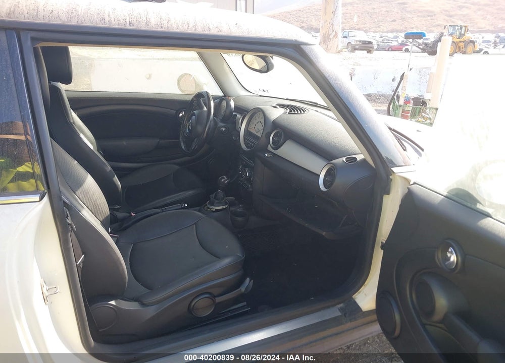 2013 MINI HARDTOP COOPER VIN: WMWSU3C5XDT678519