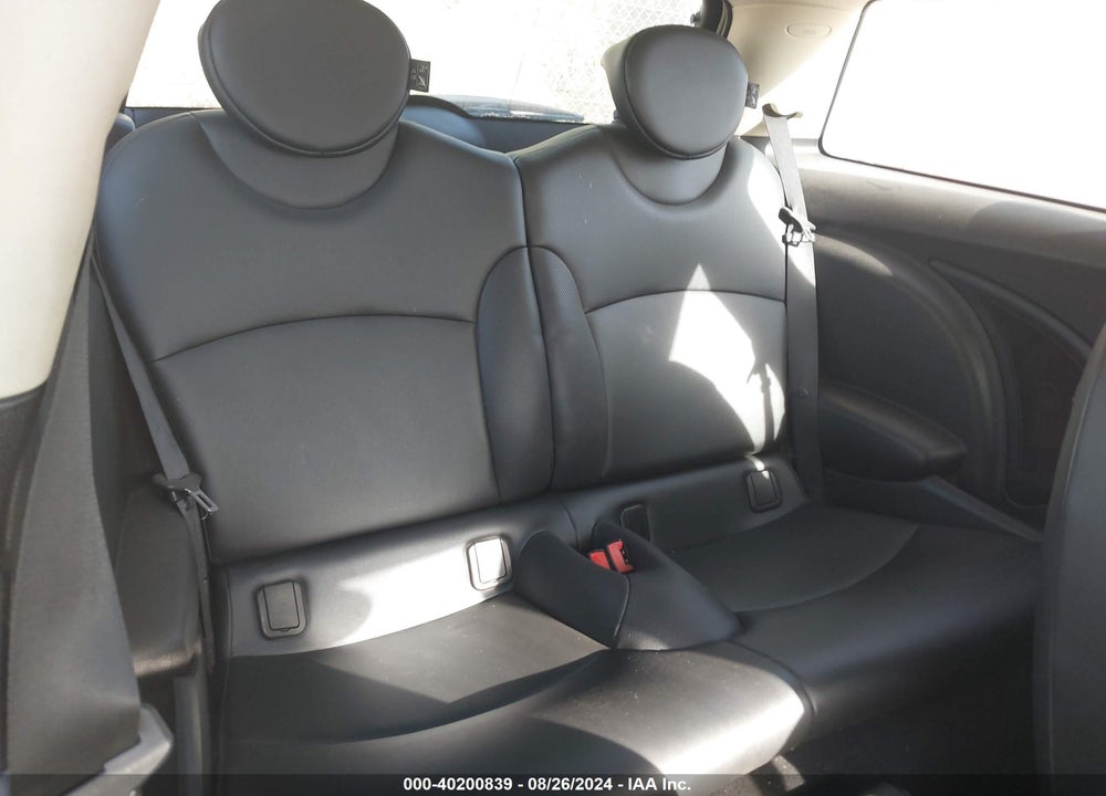 2013 MINI HARDTOP COOPER VIN: WMWSU3C5XDT678519