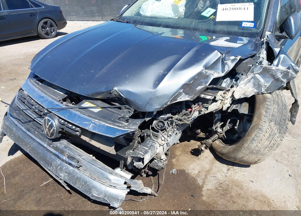 2024 VOLKSWAGEN JETTA 1.5T SEL VIN: 3VWGM7BU7RM006946