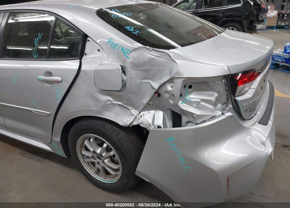 2022 TOYOTA COROLLA HYBRID LE VIN: JTDEAMDE3N3005392