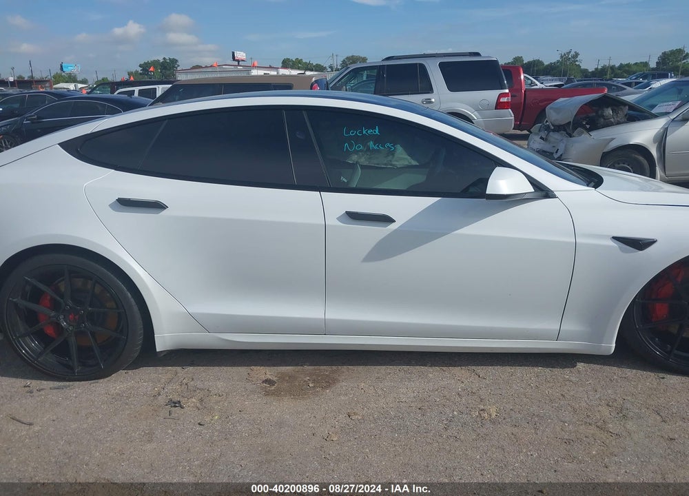 2023 TESLA MODEL S PLAID TRI MOTOR ALL-WHEEL DRIVE VIN: 5YJSA1E60PF516671