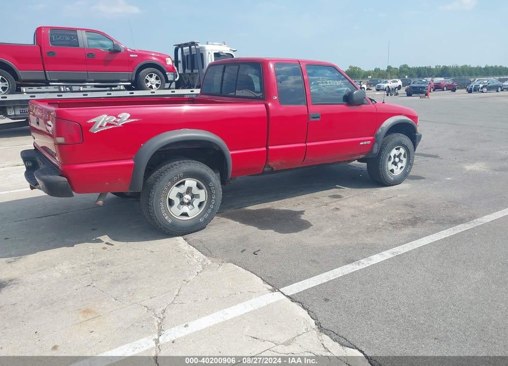 2003 CHEVROLET S-10 LS VIN: 1GCCT19X938126955