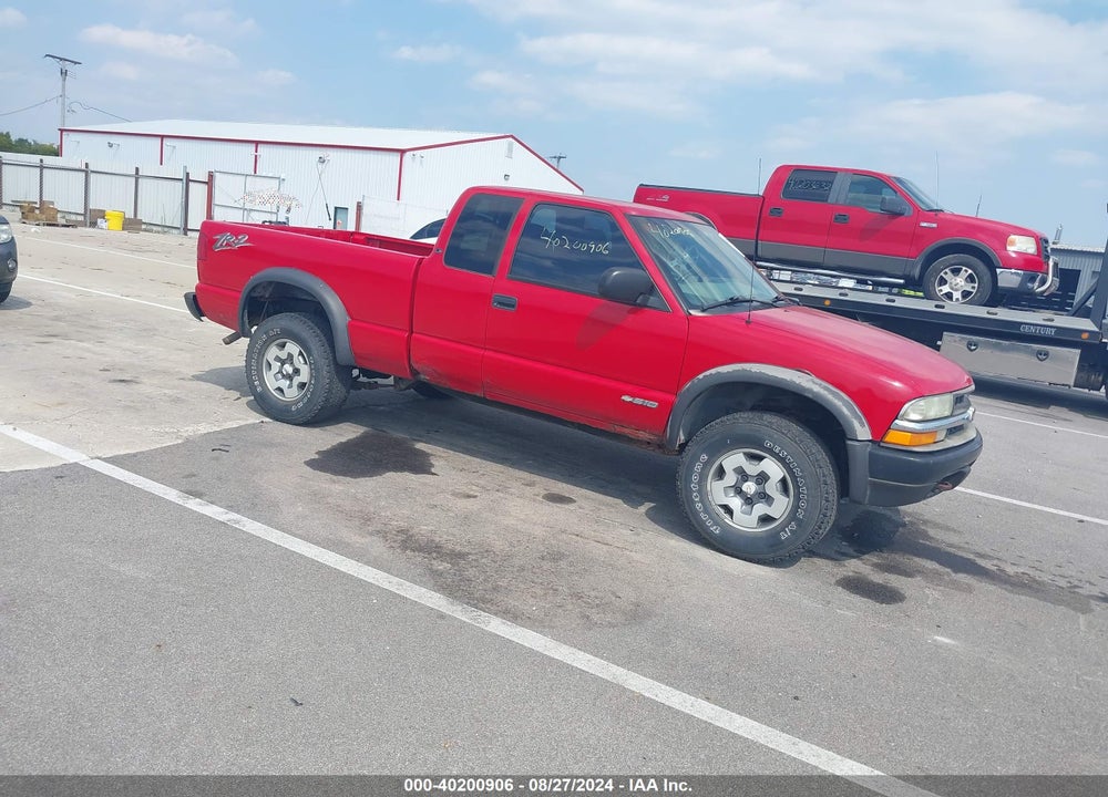 2003 CHEVROLET S-10 LS VIN: 1GCCT19X938126955