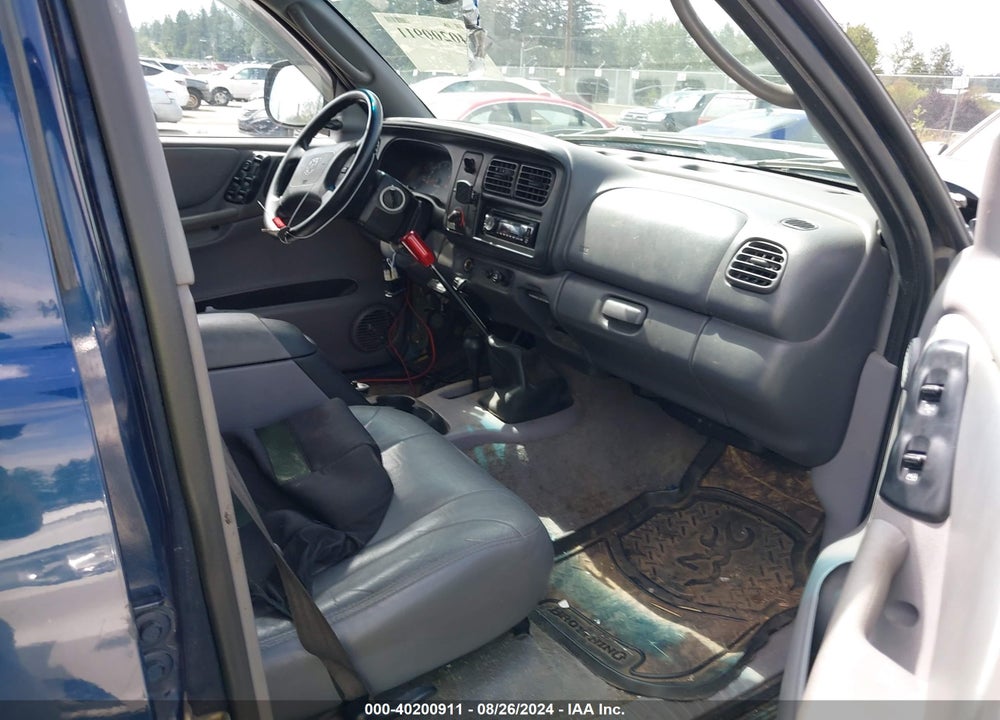 2000 DODGE DAKOTA SLT/SPORT VIN: 1B7GG2AN9YS703502